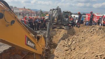 Tuzla'da inşaat alanında göçük meydana geldi