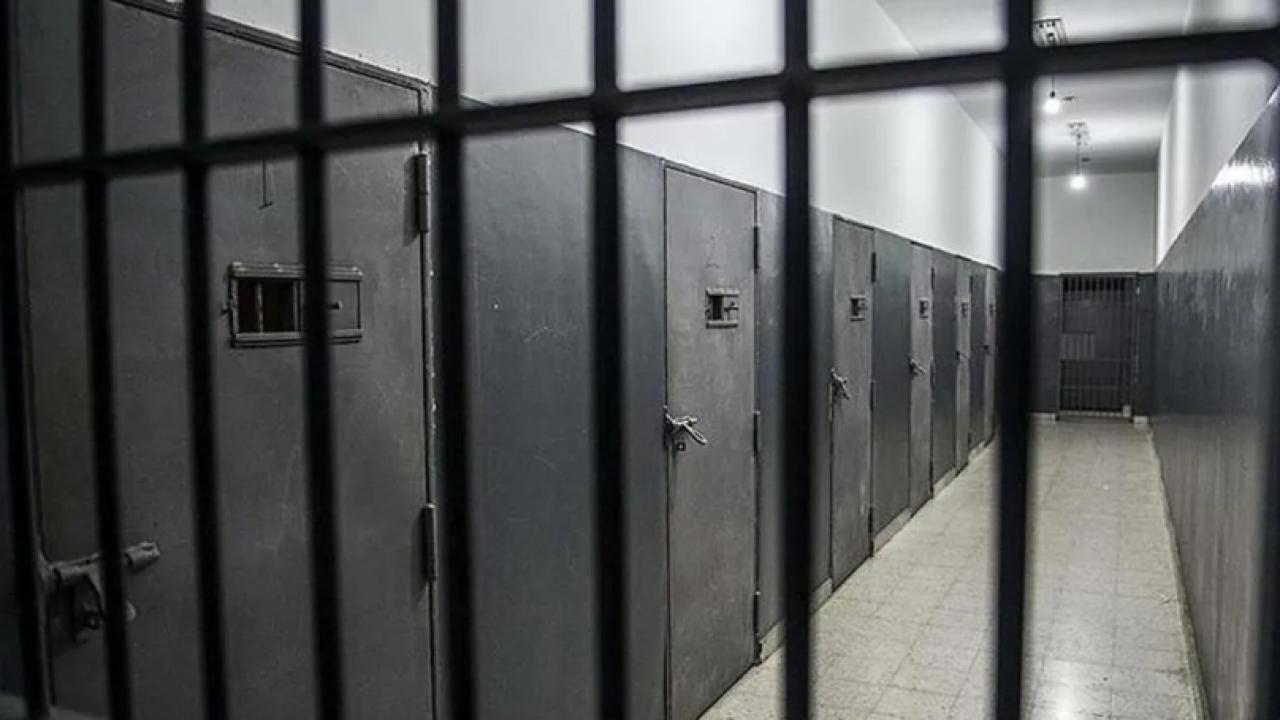 Dört farklı cezaevinden kaçan firar sihirbazı İspanya'da yakalandı