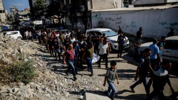 Filistin, soykırımcı İsrail'in Gazze'ye dönenlere yönelik uygulamalarını kınadı