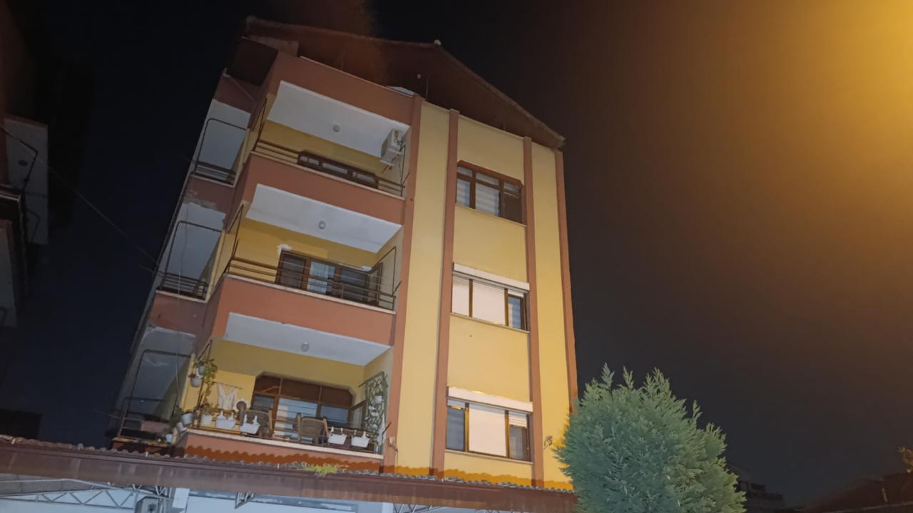 Kocaeli'de 4 katlı bina boşaltıldı