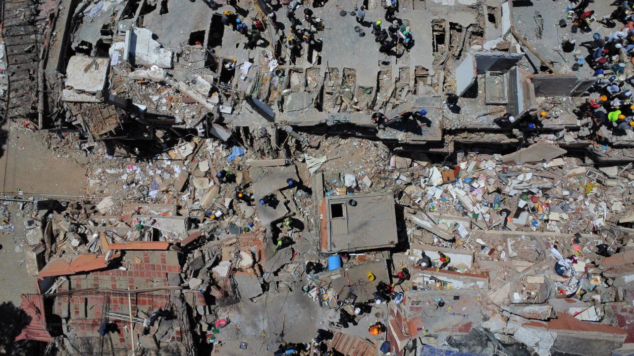 Kolombiya'da depremde ölenlerin sayısı 294'e yükseldi