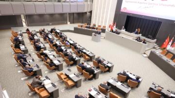 Cumhuriyet Meclisi bugün karma oy için toplanacak