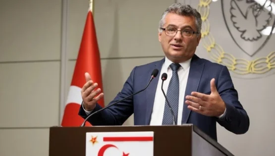 Erhürman: Cumhurbaşkanlığı standart, liyakat, denetim alanlarında üzerine düşeni yapma çabasından geri durmayacak