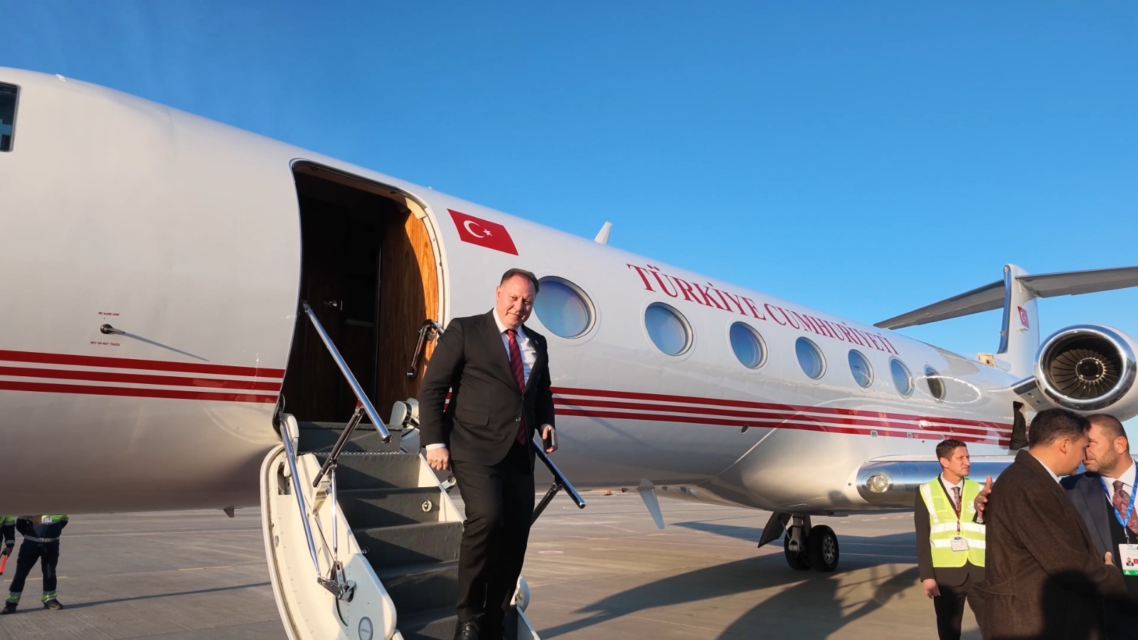 ÖZTÜRKLER, TÜRKPA 15. GENEL KURULU’NA KATILMAK ÜZERE BİŞKEK’E GİTTİ
